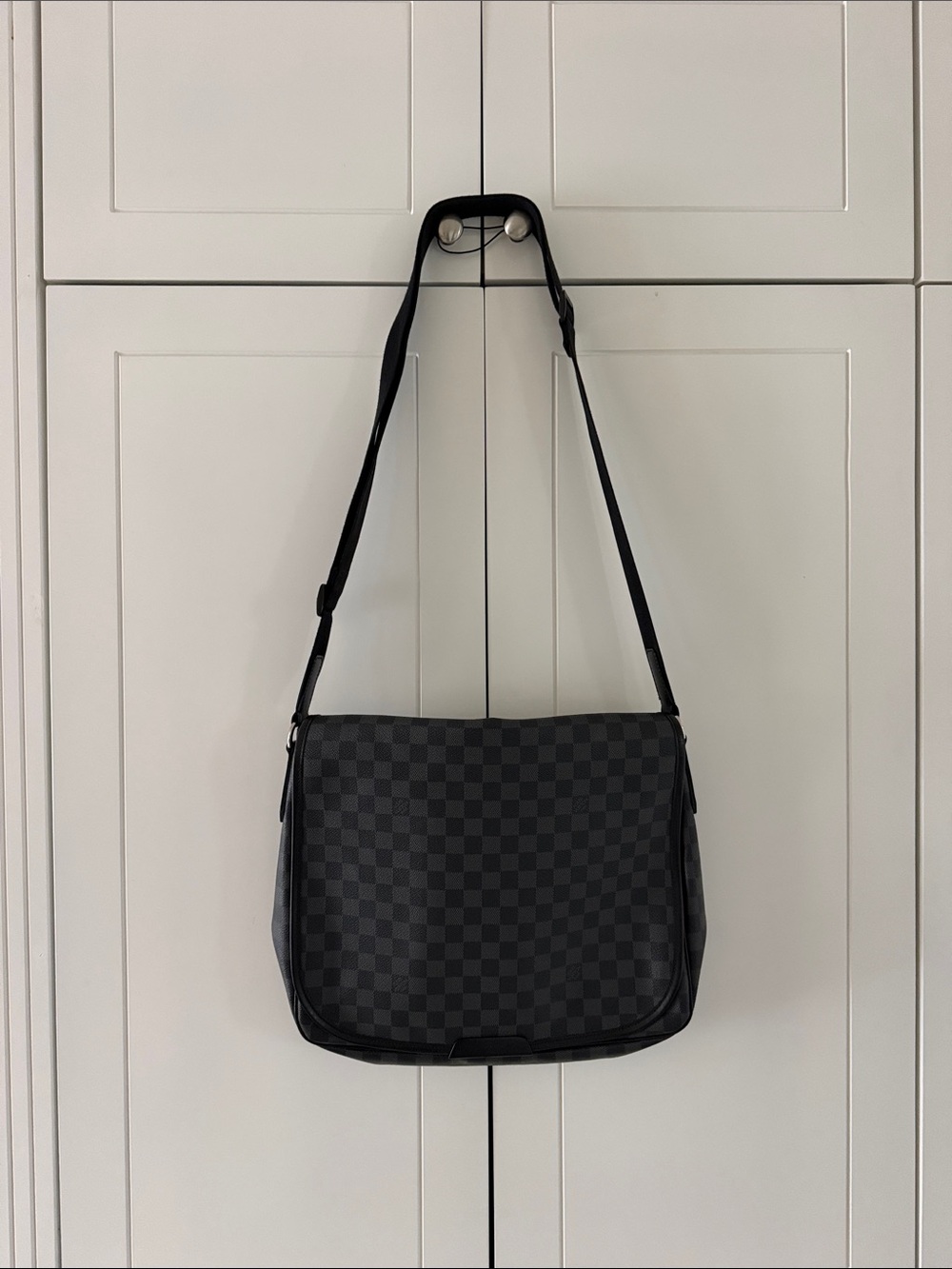 Louis Vuitton Men Messenger Bag